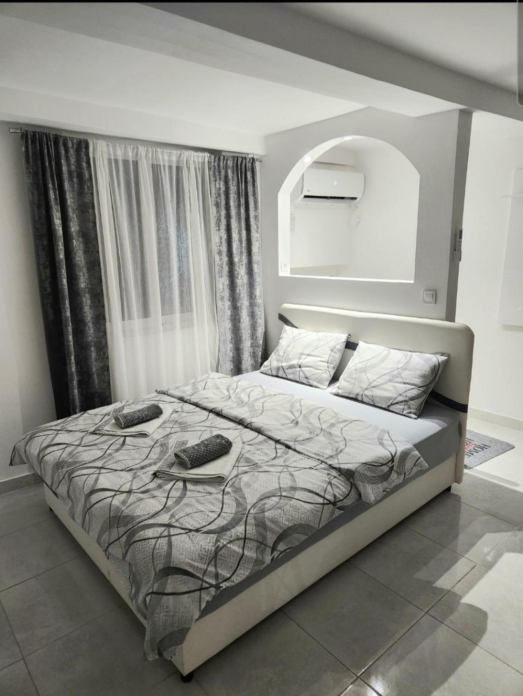 Apartment Marina Kotor Eksteriør bilde