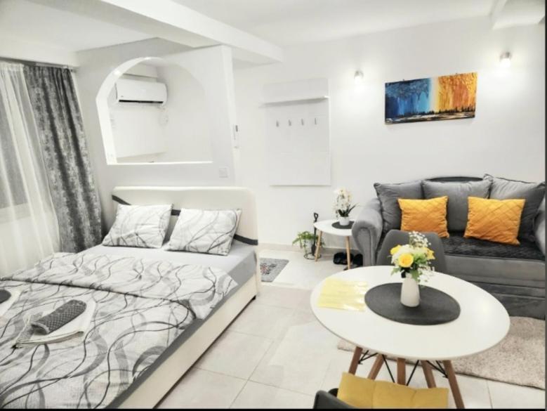 Apartment Marina Kotor Eksteriør bilde