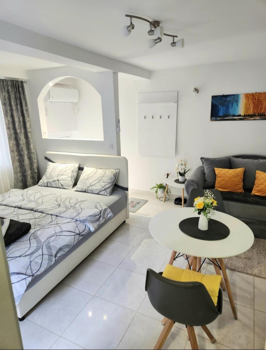 Apartment Marina Kotor Eksteriør bilde